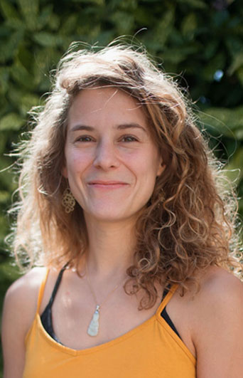 Justine Hourdier Nava Yoga Nantes