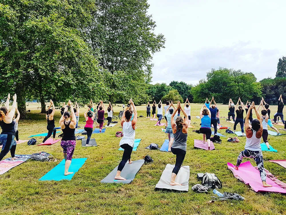 yoga Nantes parc - pratique en plein air